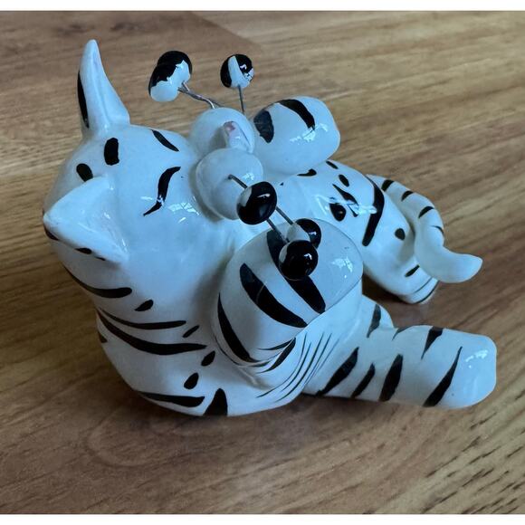 Annaco 2001 Amy Lacombe Whimsiclay Black & White Striped Cat Zebra - Picture 3 of 8